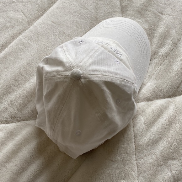 Vans x NYC Baseball Hat - Picture 3 of 5